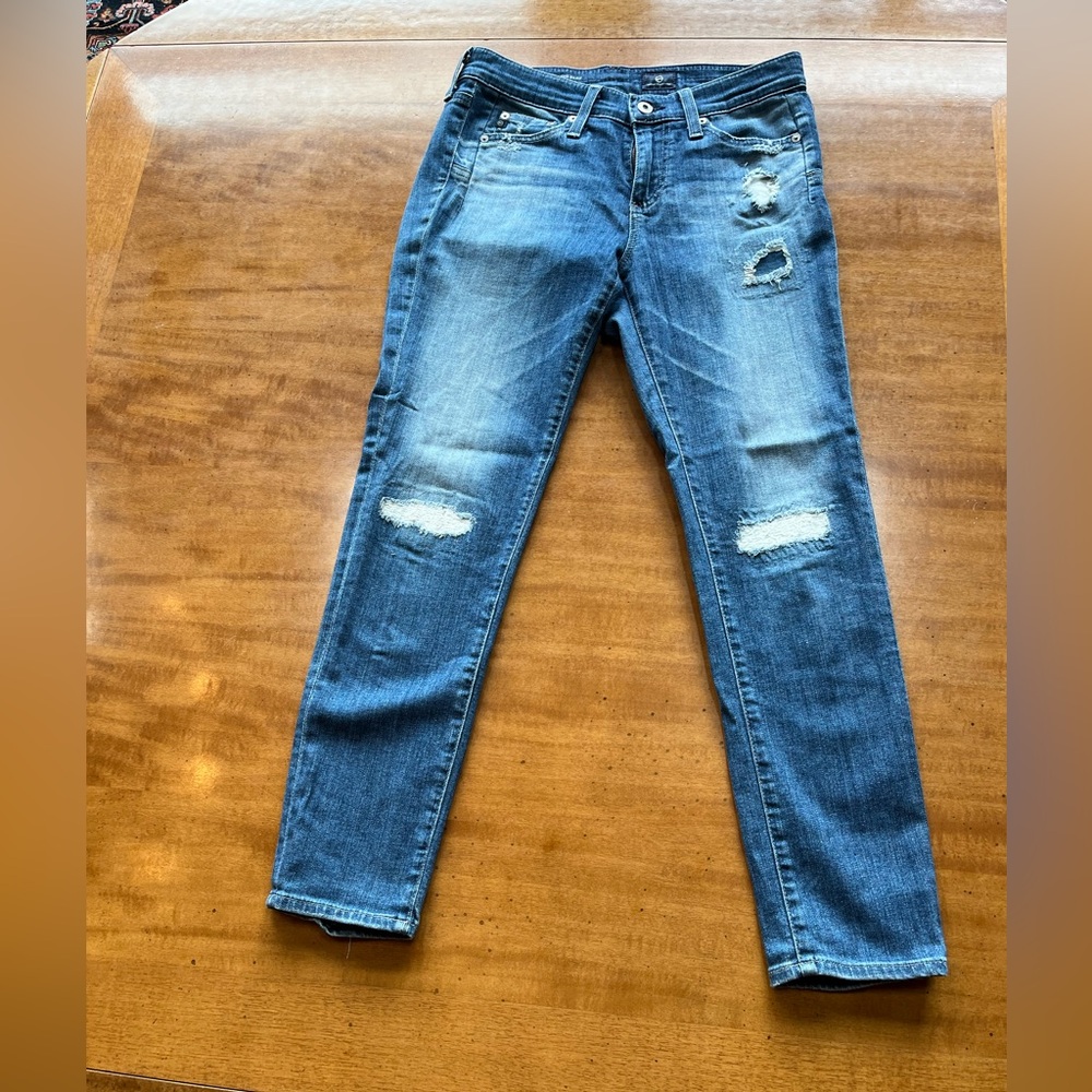 AG Jeans. The Beau, Slouchy Skinny size 25 reg